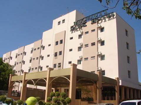Muchiutt Park Hotel Presidente Prudente Exterior photo